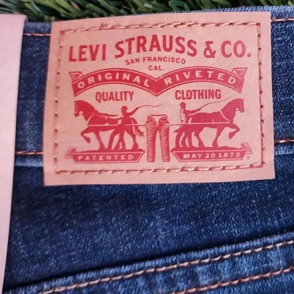 Levis Classic Bootcut Levi's Sculpt Size 10 Mid-Rise Womens - Picture 12 of 16